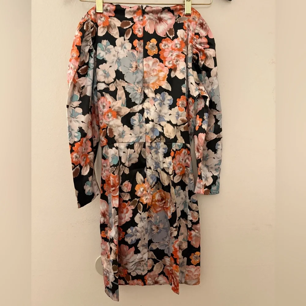 ZARA Floral Print Mini Dress Size: XS - Picture 2 of 4